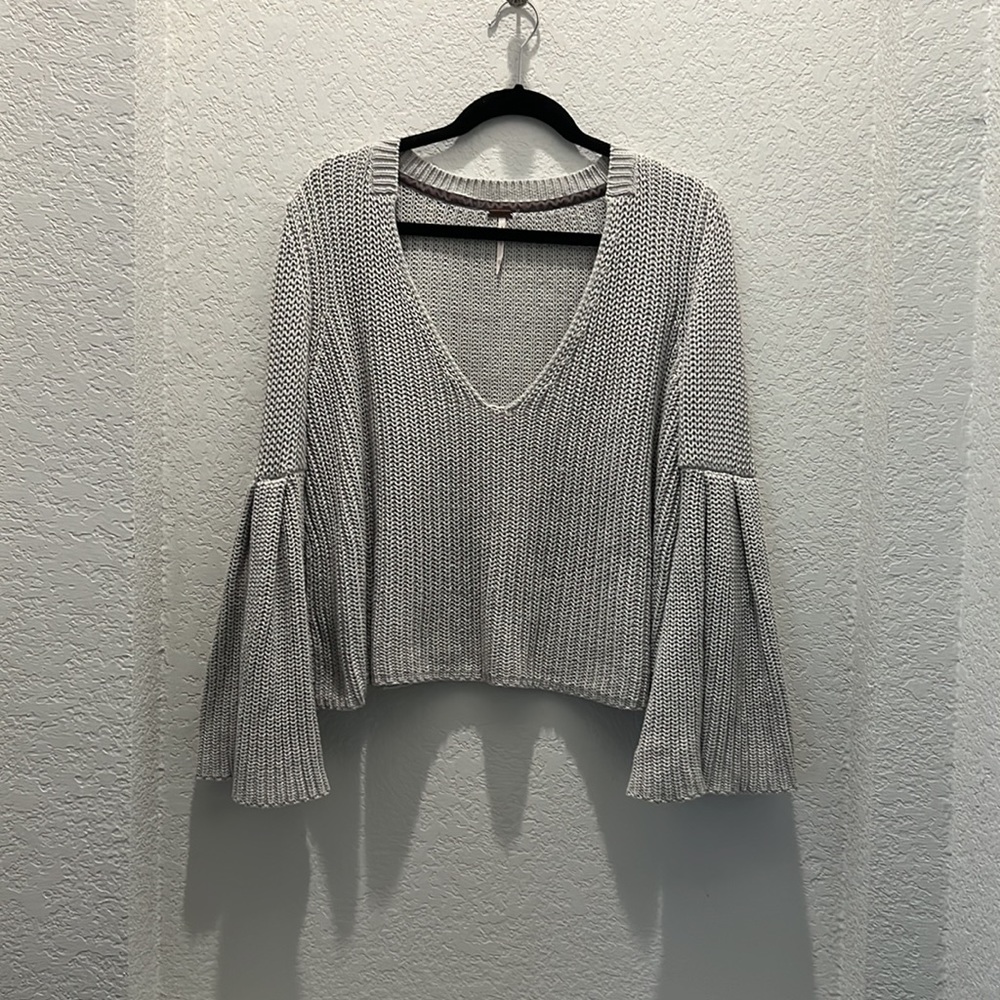 Free People Damsel bell sleeve cropped sweater - Picture 2 of 5